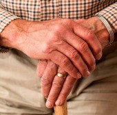 ARTRITIS DE LAS MUÑECAS Y LAS MANOS